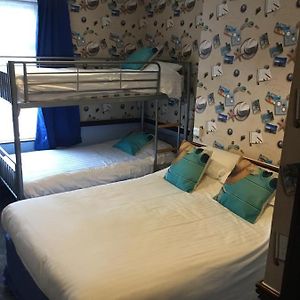 Familien-Zimmer